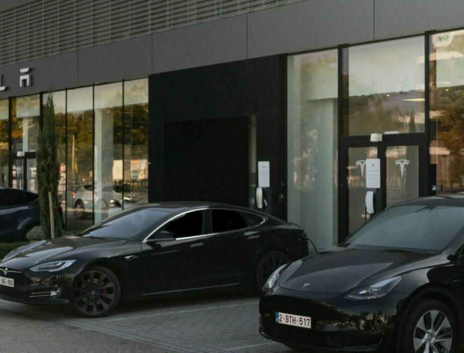 Tesla (Showroom et Bureaux) - Hasselt