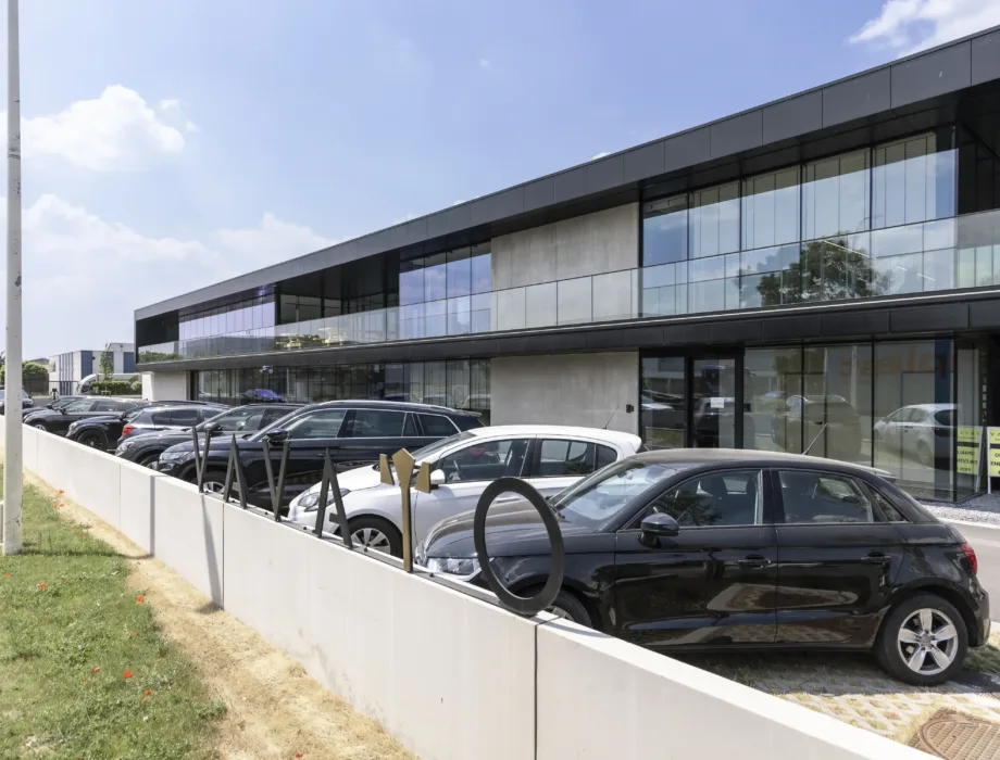Lokeren vavoto (Bureaux & Entrepôt)